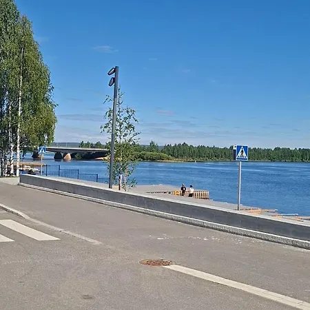 Arctic River View Center